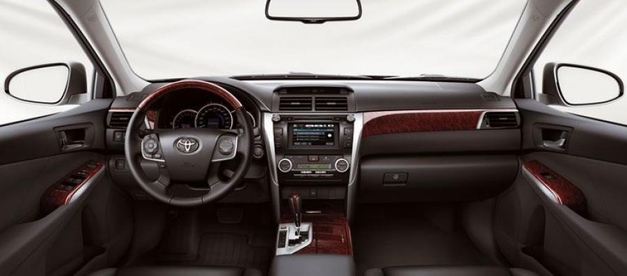 Toyota Camry 2012 года  (EU) (фото 3 из 13)